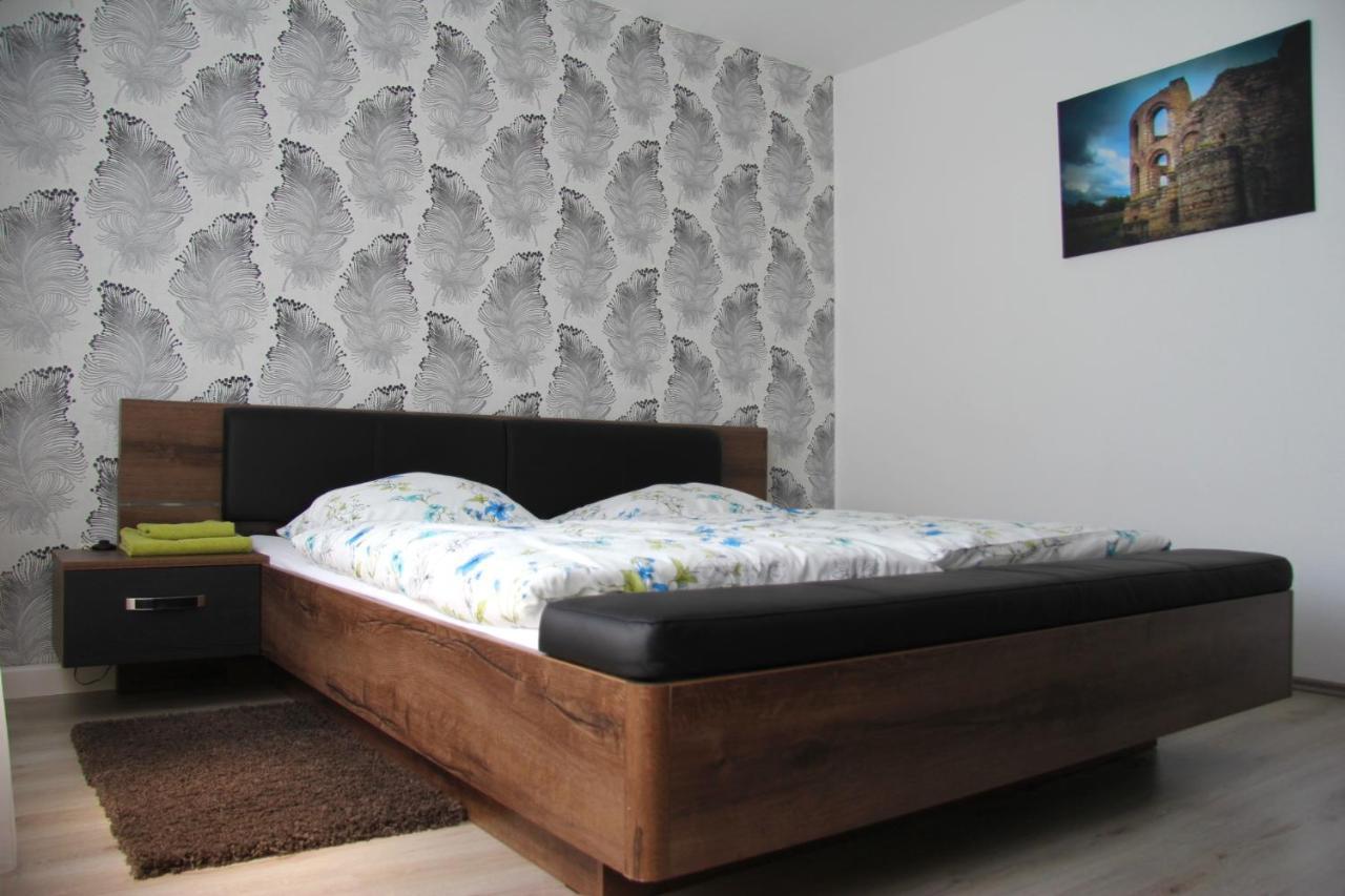 Geraeumige 4 Zimmer Wohnung An Den Kaiserthermen Trier Luaran gambar